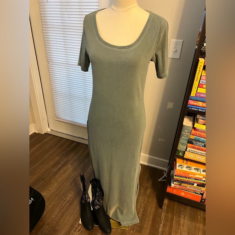 Old Navy Green Maxi Dress With Slits